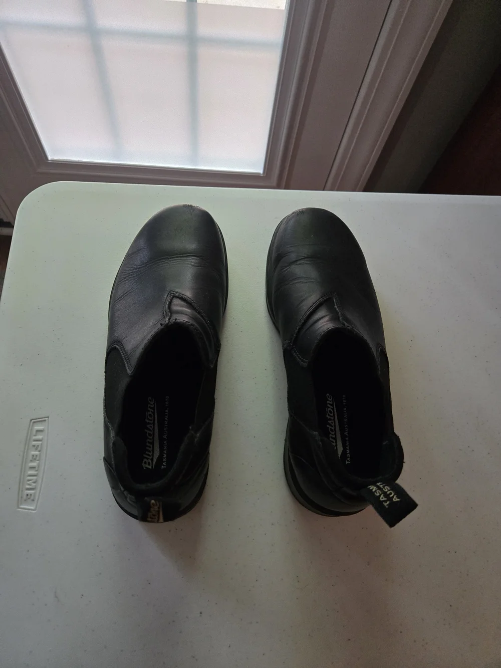 Blundstone Slip-On Leather Low Boots - Black